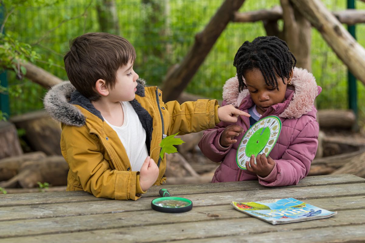 Using EYFS activities for personal social and emotional development